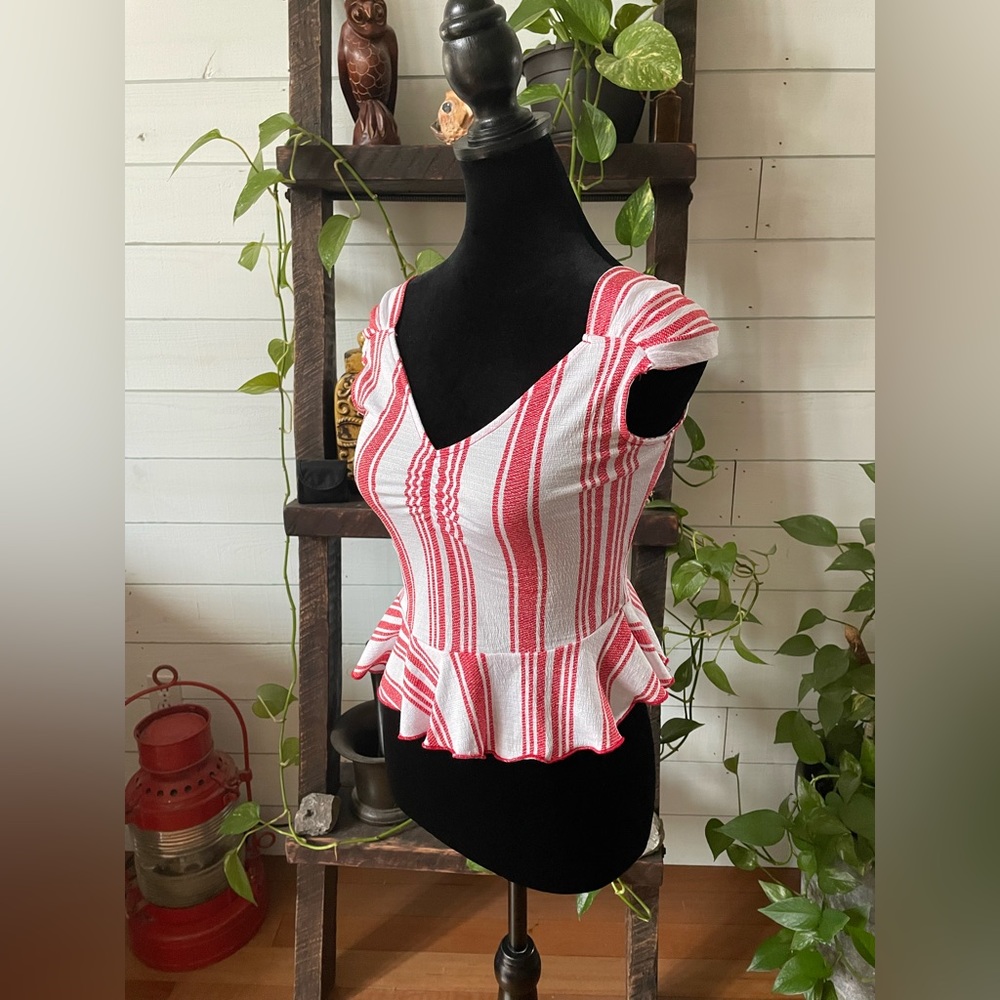 Derek Heart: Crop Top
